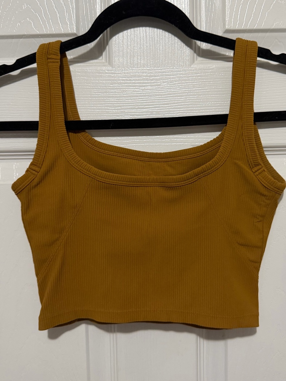 🌟5/$15🌟 Ribbed Crop Tank Top - Picture 2 of 3